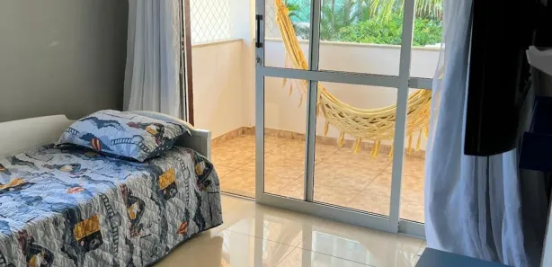 Casa de Condomínio com 4 Quartos para alugar, 150m² no Patamares, Salvador