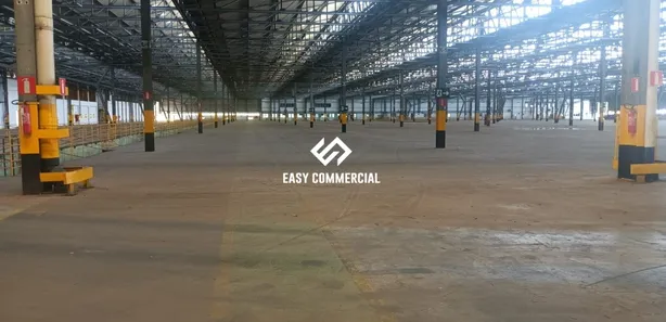 Galpão/Depósito/Armazém para alugar, 5000m² no Universitário, Belo Horizonte