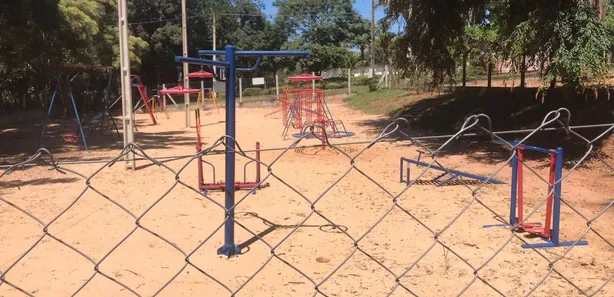 Lote/Terreno à venda, 1500m² no , Dois Córregos