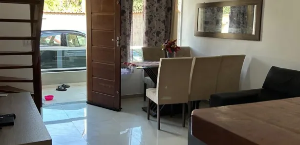 Casa de Condomínio com 2 Quartos para alugar, 120m² no Ogiva, Cabo Frio
