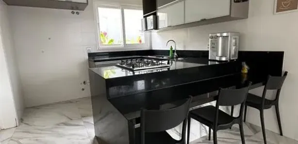 Casa de Condomínio com 5 Quartos para alugar, 400m² no Alphaville (Abrantes), Camaçari