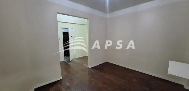 Kitnet com 1 Quarto para alugar, 45m² no Glória, Rio de Janeiro