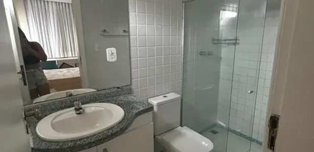 Casa de Condomínio com 4 Quartos para alugar, 245m² no Busca Vida (Abrantes), Camaçari