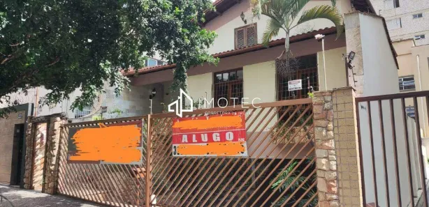 Imóvel Comercial com 7 Quartos para alugar, 300m² no Funcionários, Belo Horizonte
