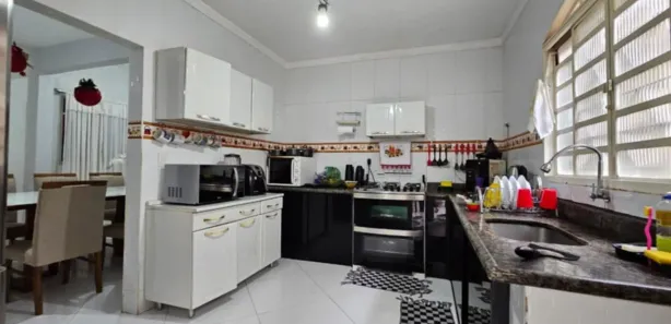 Sobrado com 3 Quartos para alugar, 200m² no Santa Maria, Brasília