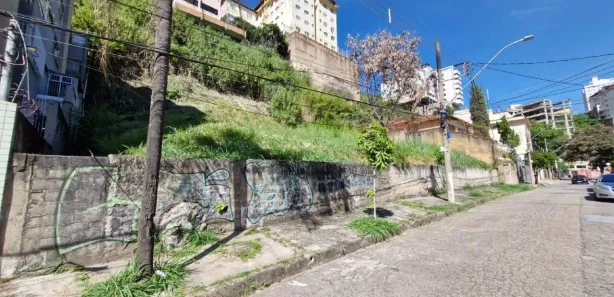 Lote/Terreno à venda, 720m² no São Lucas, Belo Horizonte