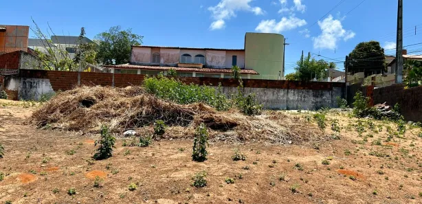 Lote/Terreno à venda, 900m² no Capim Macio, Natal