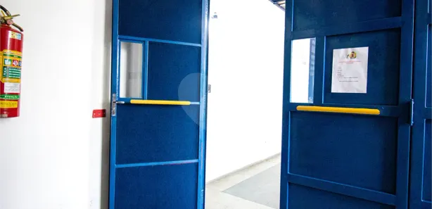 Sala Comercial para alugar, 24m² no Centro, São Roque