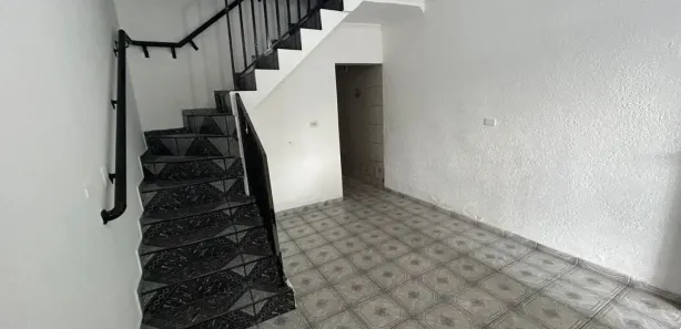 Sobrado com 2 Quartos para alugar, 100m² no Casa Grande, Diadema