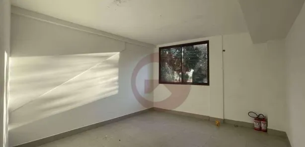 Ponto Comercial à venda, 176m² no Chácara São João, Carapicuíba