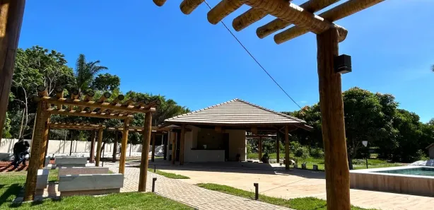 Lote/Terreno à venda, 270m² no Imbassaí, Mata de São João