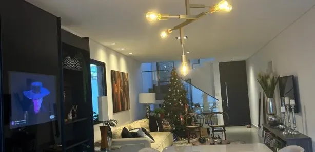Casa de Condomínio com 3 Quartos para alugar, 242m² no Vila Costa, Taubaté