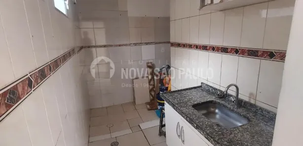 Casa com 2 Quartos para alugar, 50m² no Centro, Diadema