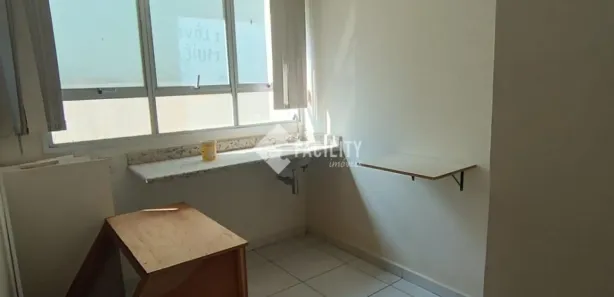 Sala Comercial com 2 Quartos para alugar, 56m² no Centro, Anhembi