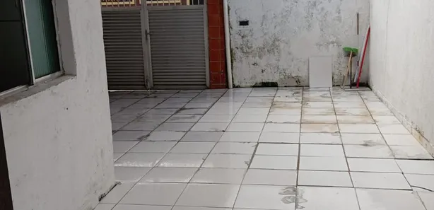 Sobrado com 5 Quartos à venda, 280m² no Jardim Santa Maria, Guarujá