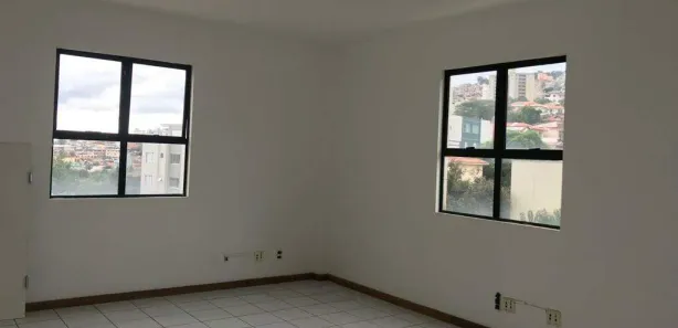 Sala Comercial para alugar, 32m² no São Lucas, Belo Horizonte
