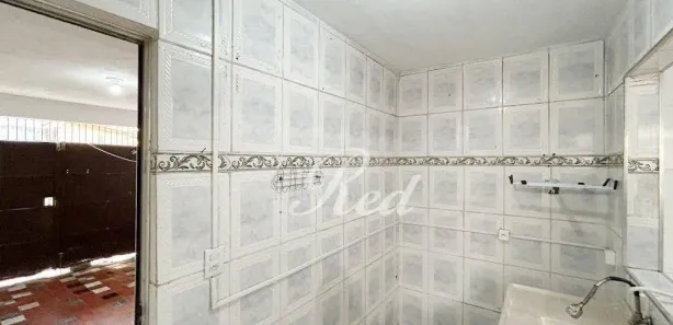 Casa com 1 Quarto para alugar, 52m² no Jardim Santo Antônio, Suzano