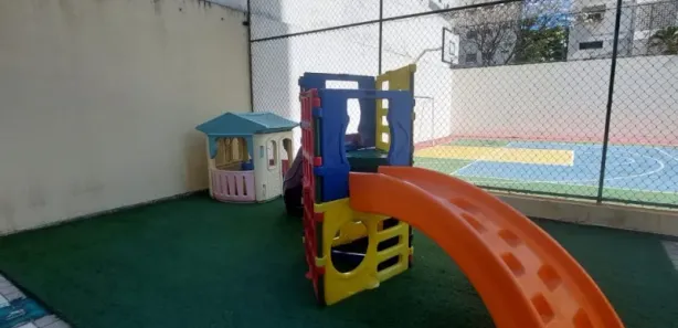 Apartamento com 4 Quartos para alugar, 125m² no Pituba, Salvador