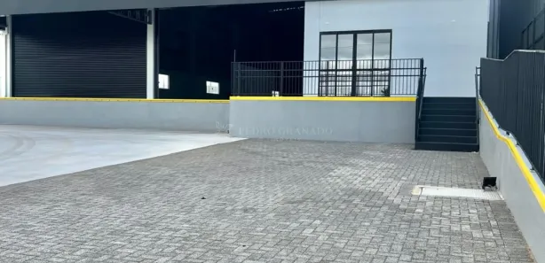 Prédio Comercial para alugar, 1650m² no Marialva, Marialva