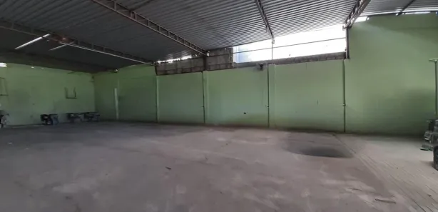 Galpão/Depósito/Armazém para venda ou aluguel, 552m² no Taquara, Rio de Janeiro