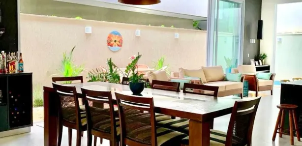 Casa de Condomínio com 3 Quartos à venda, 227m² no Jardins Valência, Goiânia