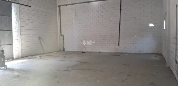 Galpão/Depósito/Armazém para alugar, 200m² no Buraquinho, Lauro de Freitas