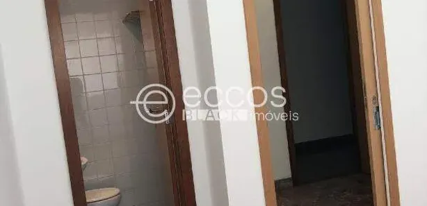 Sala Comercial à venda, 28m² no Santa Lúcia, Belo Horizonte