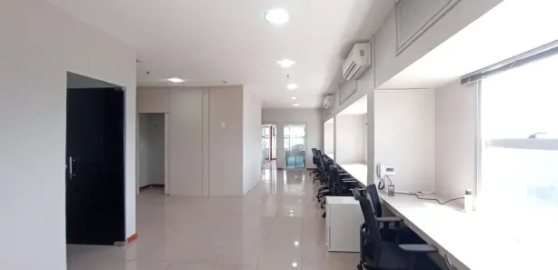 Sala Comercial para alugar, 158m² no Chapada, Manaus