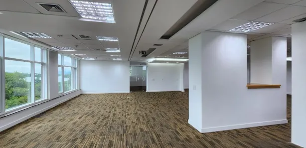 Sala Comercial para alugar, 556m² no Barra Olímpica, Rio de Janeiro