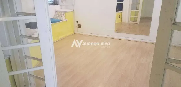 Kitnet com 1 Quarto à venda, 50m² no Urca, Rio de Janeiro