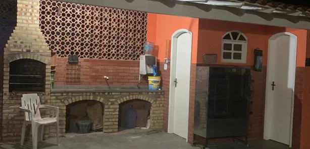 Fazenda/Sítio com 2 Quartos à venda, 80m² no Água Branca (Bacaxá), Saquarema
