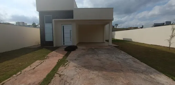 Casa de Condomínio com 3 Quartos para alugar, 300m² no Residencial Villa Suiça, Cidade Ocidental
