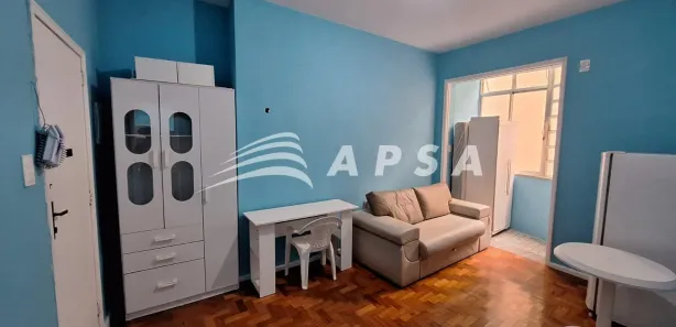 Kitnet com 1 Quarto para alugar, 22m² no Catete, Rio de Janeiro