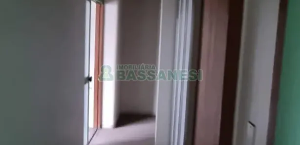 Sala Comercial à venda, 81m² no Pio X, Caxias do Sul