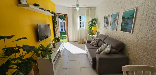Casa de Condomínio com 2 Quartos à venda, 56m² no Guriri, Cabo Frio
