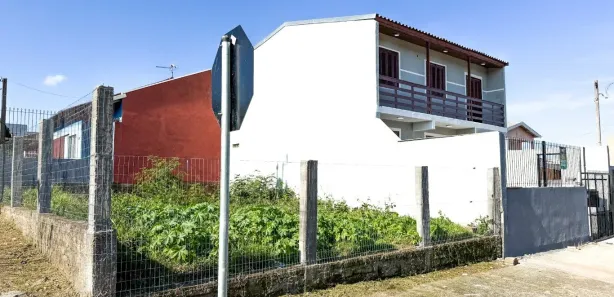 Sobrado com 3 Quartos à venda, 142m² no Jardim do Bosque, Cachoeirinha