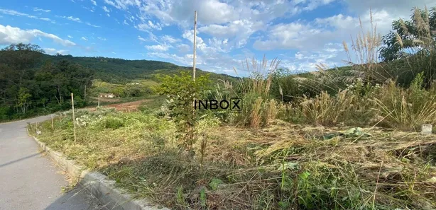 Lote/Terreno à venda, 275m² no Cruzeiro, Caxias do Sul