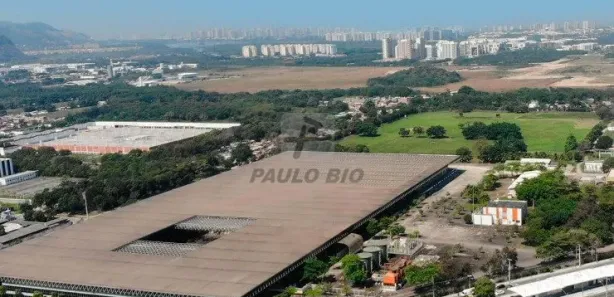 Galpão/Depósito/Armazém para alugar, 10599m² no Taquara, Rio de Janeiro
