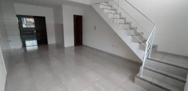 Sobrado com 2 Quartos para alugar, 66m² no Potecas, São José