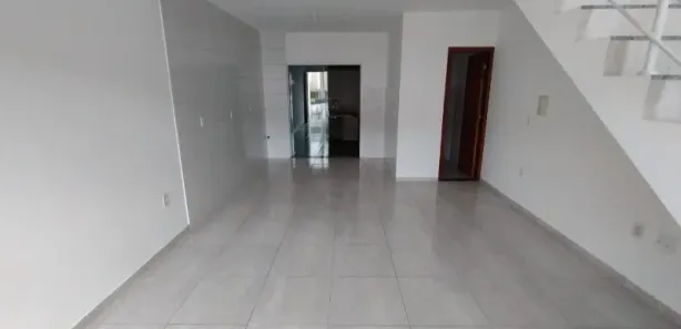 Sobrado com 2 Quartos para alugar, 66m² no Potecas, São José