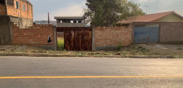 Lote/Terreno à venda, 360m² no Serra Dourada, Vespasiano