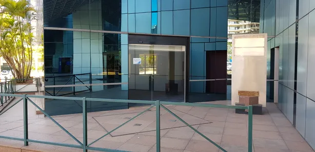 Ponto Comercial para alugar, 366m² no Asa Norte, Brasília