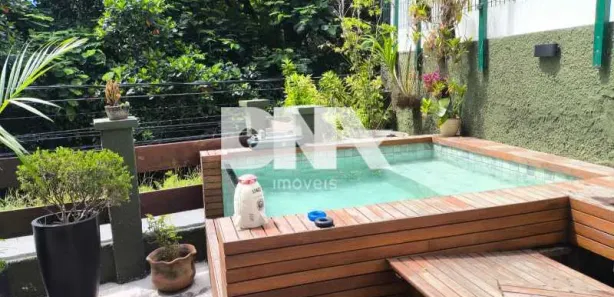 Casa com 4 Quartos à venda, 220m² no Humaitá, Rio de Janeiro
