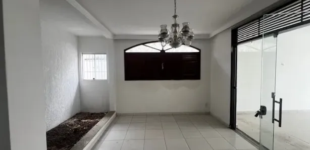 Casa com 3 Quartos para venda ou aluguel, 200m² no Nossa Senhora de Nazaré, Natal