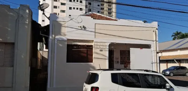 Casa com 2 Quartos à venda, 134m² no Centro, Araraquara