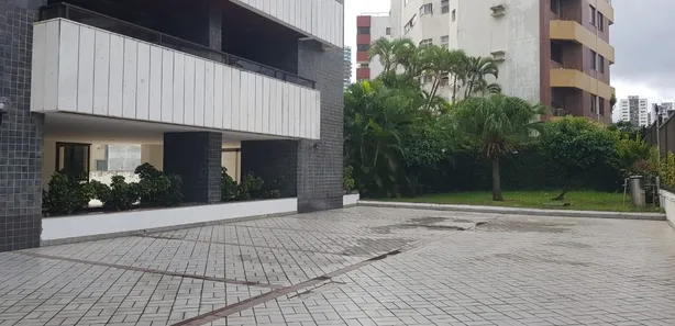 Apartamento com 4 Quartos à venda, 453m² no Jardim Apipema, Salvador