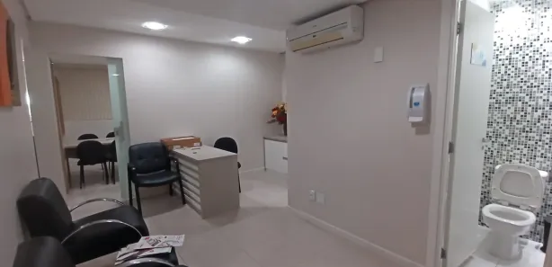 Sala Comercial para alugar, 60m² no Adrianópolis, Manaus