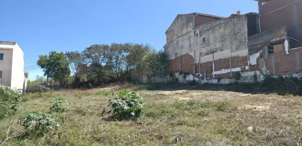 Lote/Terreno à venda, 690m² no Centro, São Pedro da Aldeia