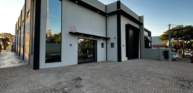 Prédio Comercial para alugar, 400m² no Jardim Custodio, Marialva