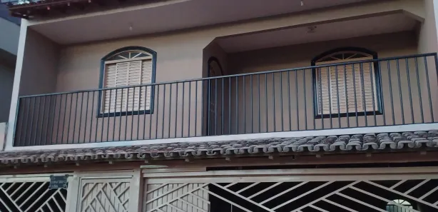 Sobrado com 4 Quartos à venda, 256m² no Areal, Brasília